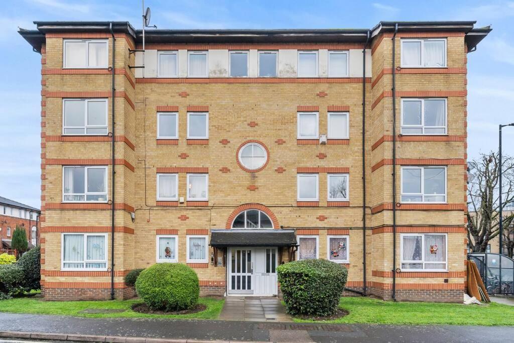 Cozy Apartment In Greater London - 1Br,1 Bath Экстерьер фото